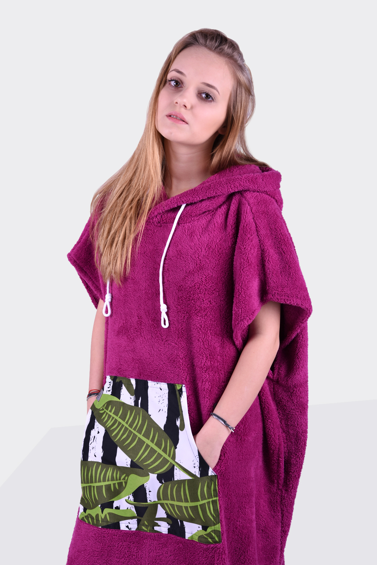 DSC_7562_fuksja_liscie_zblizenie_OK